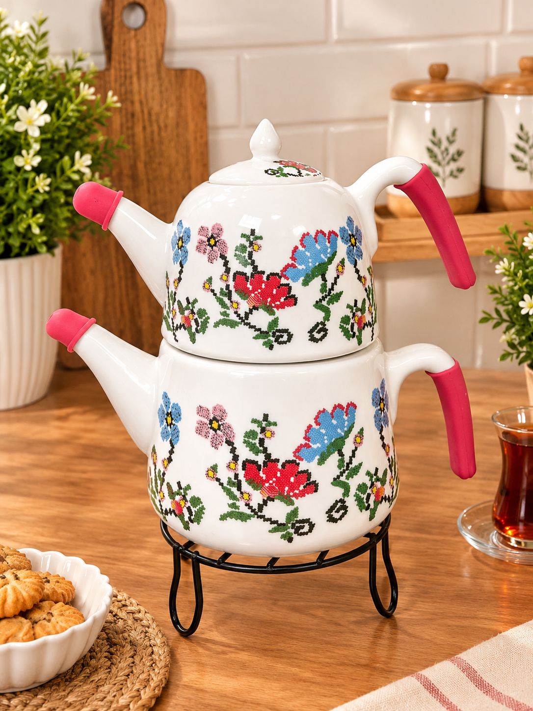 کتری و قوری چینی طرح گلدار مینیاتوری + وارمر فلزی
